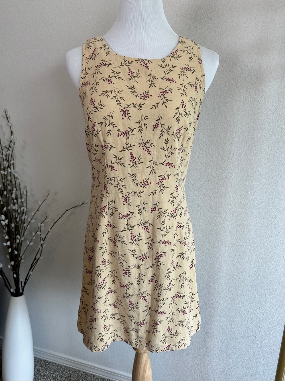 Vintage Bentley Linen Classic Sleeveless Yellow Floral Dress